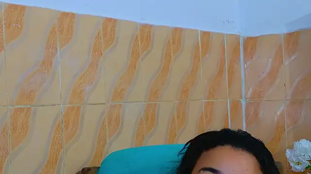 Snapshot of EileenBenzon chatting on 14, 5, 2026 EileenBenzon online show from 14, 5, 2026