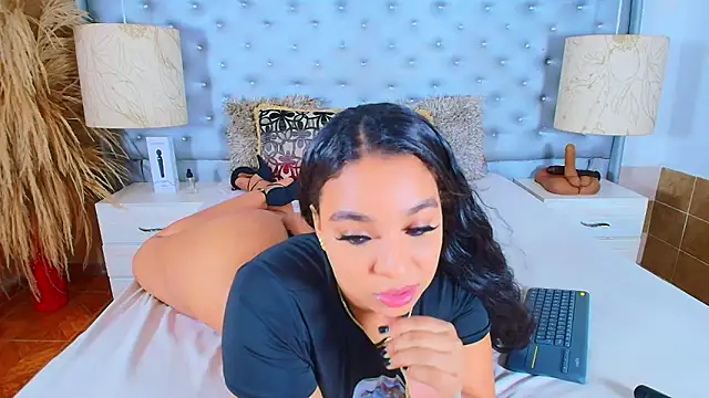 EileenBenzon online show from 14, 10, 2025