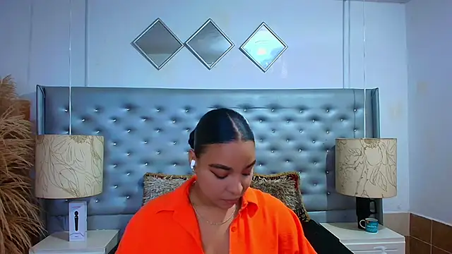 EileenBenzon online show from 22, 11, 2025