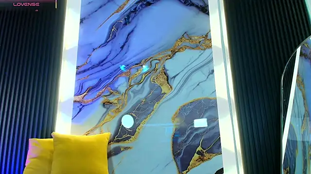 Lil eva2 online show from 17, 12, 2025