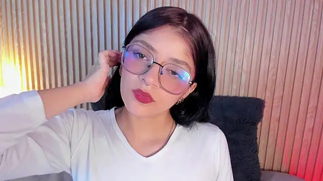 Snapshot of lana_dol chatting on 18, 10, 2025 lana dol online show from 18, 10, 2025