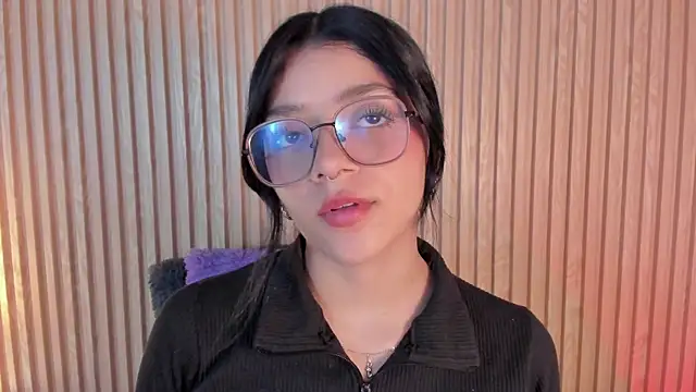 Snapshot of lana_dol chatting on 8, 11, 2025 lana dol online show from 8, 11, 2025