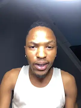 Snapshot of BlueIceCube chatting on 4, 1, 2025 BlueIceCube online show from 4, 1, 2025