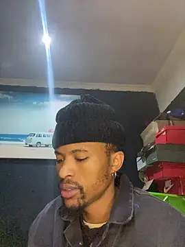 Snapshot of BlueIceCube chatting on 27, 5, 2026 BlueIceCube online show from 27, 5, 2026