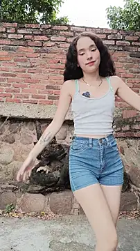 sweet outdoor charm online show from 8, 4, 2026