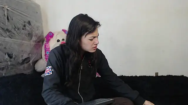 Snapshot of skinny_sweet2411 chatting on 22, 11, 2025 skinny sweet2411 online show from 22, 11, 2025