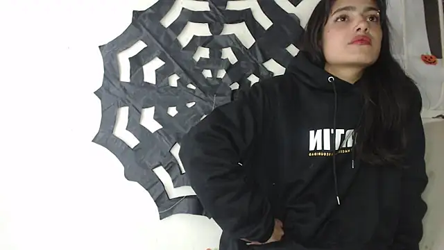 Snapshot of skinny_sweet2411 chatting on 3, 11, 2025 skinny sweet2411 online show from 3, 11, 2025