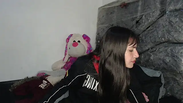 skinny sweet2411 online show from 18, 2, 2026