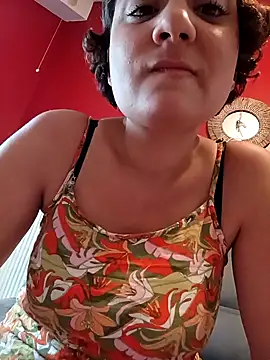 Nell-X online show from 17, 10, 2025