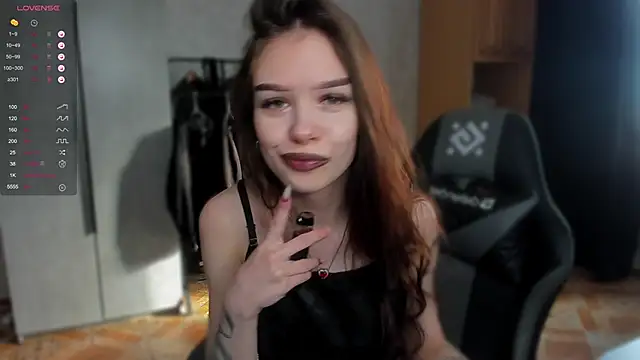 Snapshot of SweetyDeviliya chatting on 2, 2, 2026 SweetyDeviliya online show from 2, 2, 2026