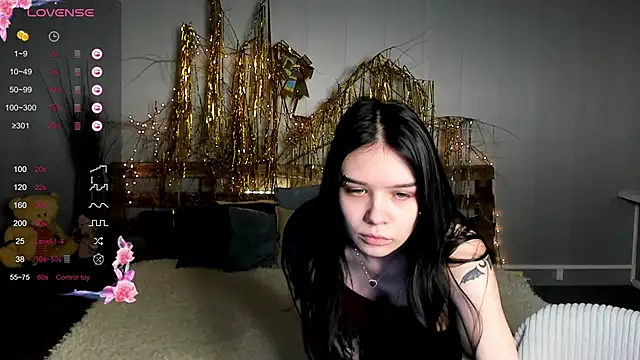 SweetyDeviliya online show from 4, 2, 2025
