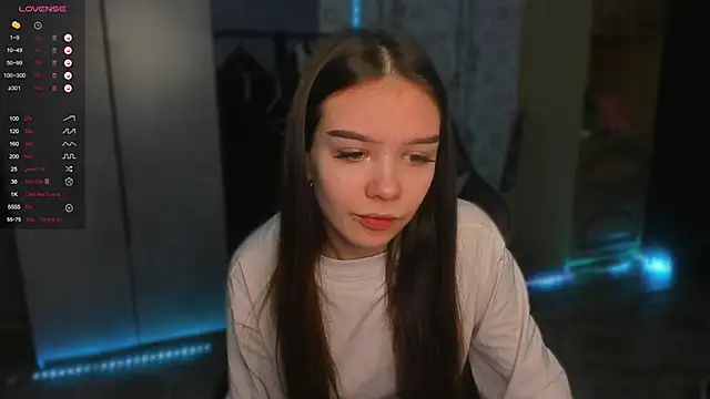 Snapshot of SweetyDeviliya chatting on 4, 12, 2025 SweetyDeviliya online show from 4, 12, 2025