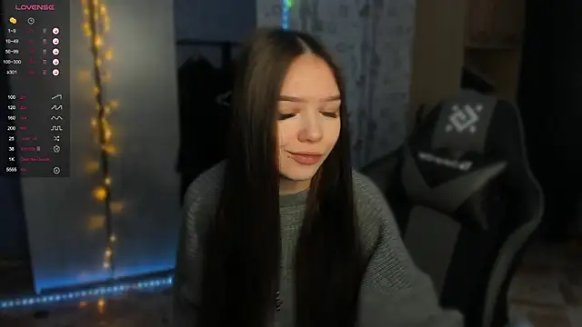 Snapshot of SweetyDeviliya chatting on 15, 12, 2025 SweetyDeviliya online show from 15, 12, 2025