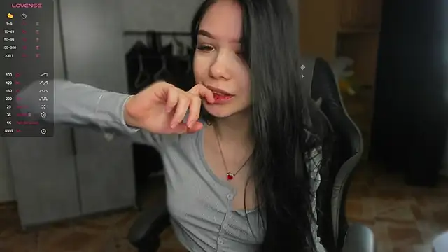 Snapshot of SweetyDeviliya chatting on 9, 2, 2026 SweetyDeviliya online show from 9, 2, 2026