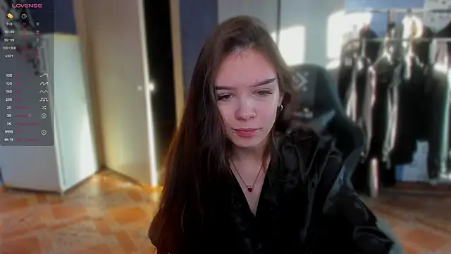 Snapshot of SweetyDeviliya chatting on 5, 12, 2025 SweetyDeviliya online show from 5, 12, 2025