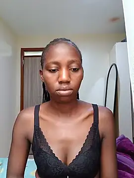 Snapshot of Beee25 chatting on 23, 6, 2026 Beee25 online show from 23, 6, 2026