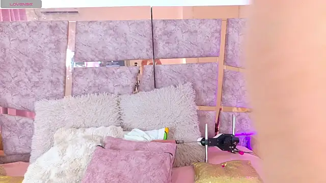 Snapshot of Dakota-Bruce chatting on 12, 11, 2025 Dakota-Bruce online show from 12, 11, 2025