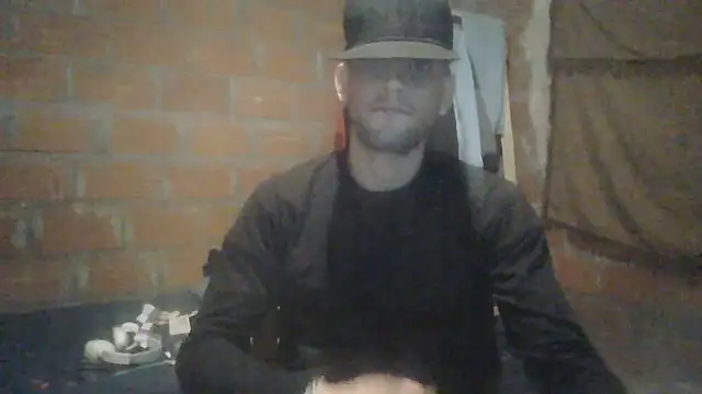 Snapshot of elsaiya chatting on 3, 10, 2025 elsaiya online show from 3, 10, 2025