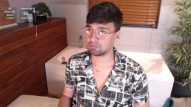 Edward max online show from 8, 4, 2026