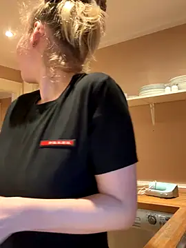 Hr Frk Olsen online show from 9, 11, 2025