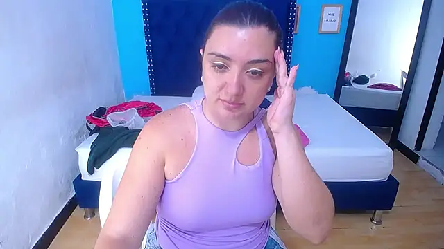 kinky redhead18 online show from 2, 2, 2026