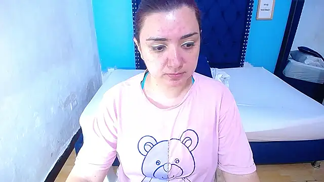 kinky redhead18 online show from 8, 10, 2025