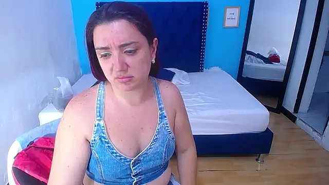 kinky redhead18 online show from 18, 2, 2026