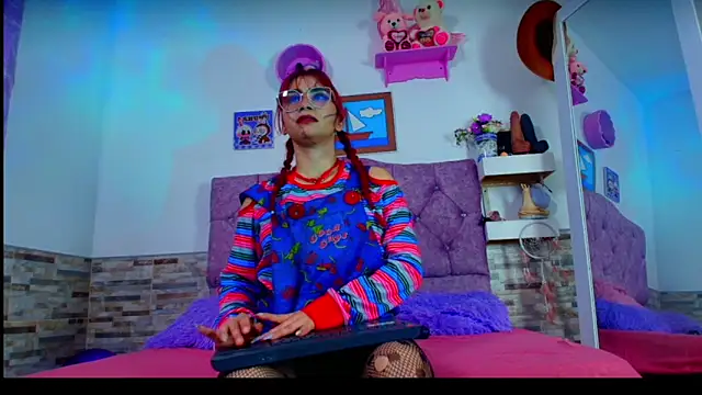 Snapshot of Melannytaylor chatting on 30, 10, 2025 Melannytaylor online show from 30, 10, 2025