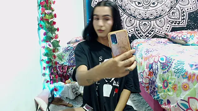 Snapshot of liissa_0 chatting on 29, 5, 2026 liissa 0 online show from 29, 5, 2026
