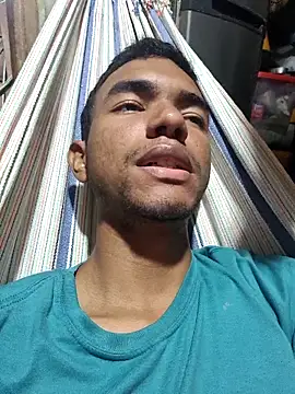 Snapshot of Reynold2608 chatting on 27, 11, 2025 Reynold2608 online show from 27, 11, 2025