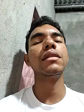 Reynold2608 online show from 5, 4, 2026