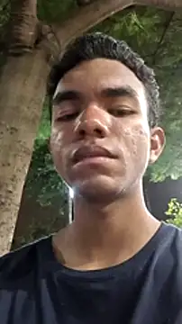 Snapshot of Reynold2608 chatting on 2, 1, 2025 Reynold2608 online show from 2, 1, 2025