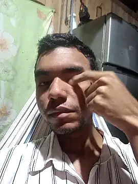 Snapshot of Reynold2608 chatting on 2, 12, 2025 Reynold2608 online show from 2, 12, 2025