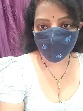 Snapshot of Manisha-Love chatting on 20, 10, 2025 Manisha-Love online show from 20, 10, 2025