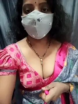 Snapshot of Manisha-Love chatting on 14, 11, 2025 Manisha-Love online show from 14, 11, 2025