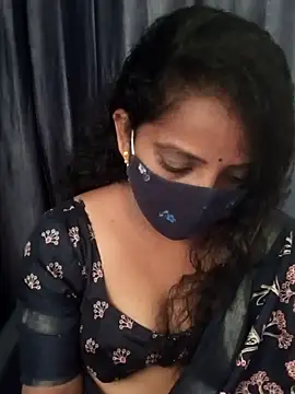 Snapshot of Manisha-Love chatting on 6, 11, 2025 Manisha-Love online show from 6, 11, 2025