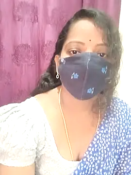 Snapshot of Manisha-Love chatting on 26, 10, 2025 Manisha-Love online show from 26, 10, 2025