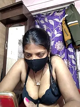 queensenorita online show from 11, 4, 2026