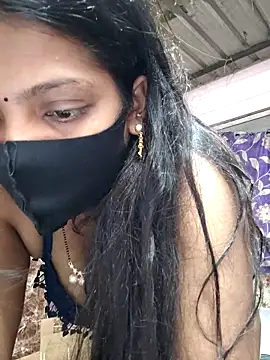 queensenorita online show from 3, 2, 2026