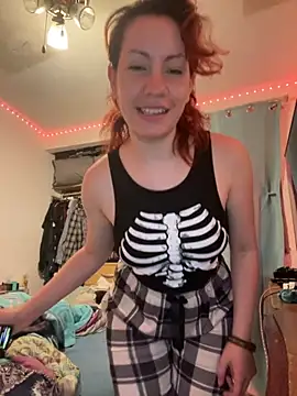 Snapshot of Nina-Chick777 chatting on 13, 10, 2025 Nina-Chick777 online show from 13, 10, 2025