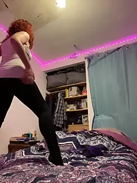 Snapshot of Nina-Chick777 chatting on 21, 10, 2025 Nina-Chick777 online show from 21, 10, 2025