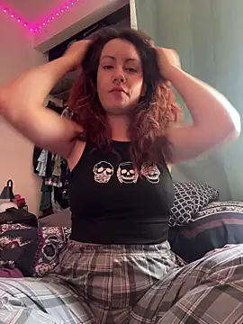 Snapshot of Nina-Chick777 chatting on 9, 5, 2026 Nina-Chick777 online show from 9, 5, 2026