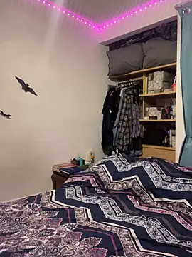 Snapshot of Nina-Chick777 chatting on 19, 10, 2025 Nina-Chick777 online show from 19, 10, 2025