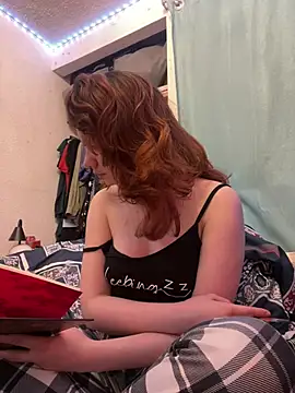 Snapshot of Nina-Chick777 chatting on 3, 6, 2026 Nina-Chick777 online show from 3, 6, 2026