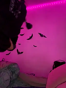 Snapshot of Nina-Chick777 chatting on 26, 11, 2025 Nina-Chick777 online show from 26, 11, 2025