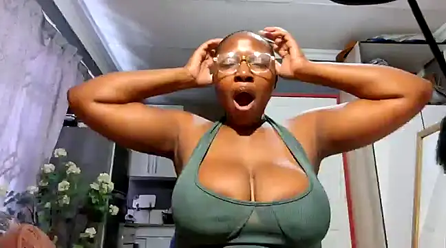 EbonyRose9 online show from 13, 3, 2025