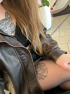 Sunny   Bunny online show from 9, 4, 2026