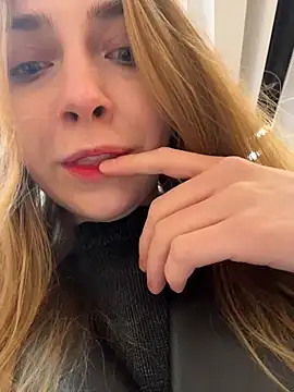 Sunny   Bunny online show from 9, 2, 2026