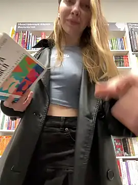 Sunny   Bunny online show from 24, 10, 2025