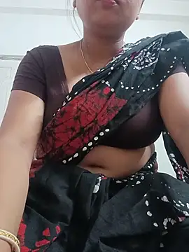Snapshot of Priya_2222 chatting on 5, 6, 2026 Priya 2222 online show from 5, 6, 2026